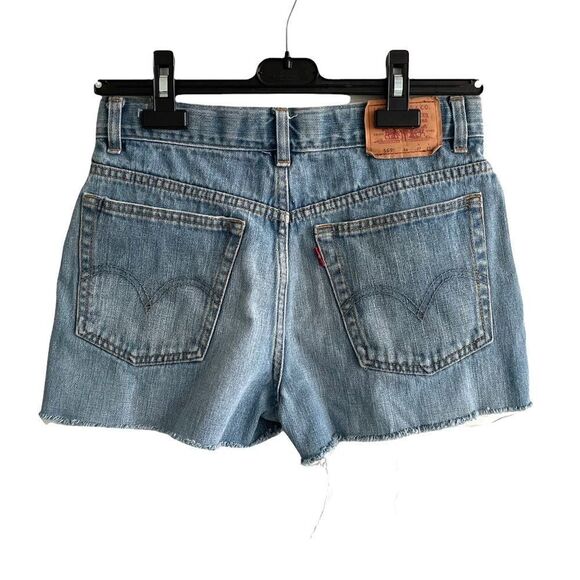 LEVI’S Vintage Loose Straight Cut Off Denim Jean Shorts Blue 27 - Picture 1 of 4